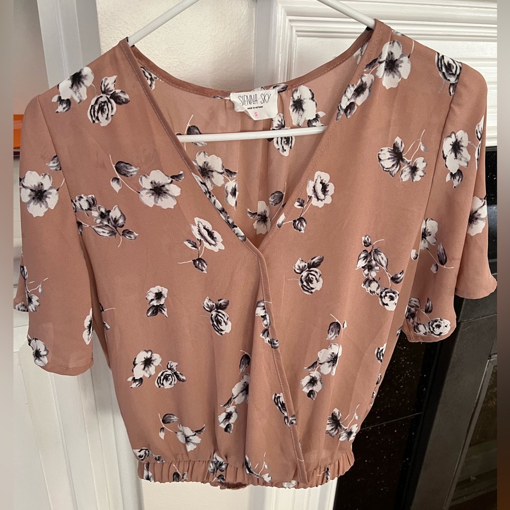 Pink Floral V-Neck Short Sleeve Blouse